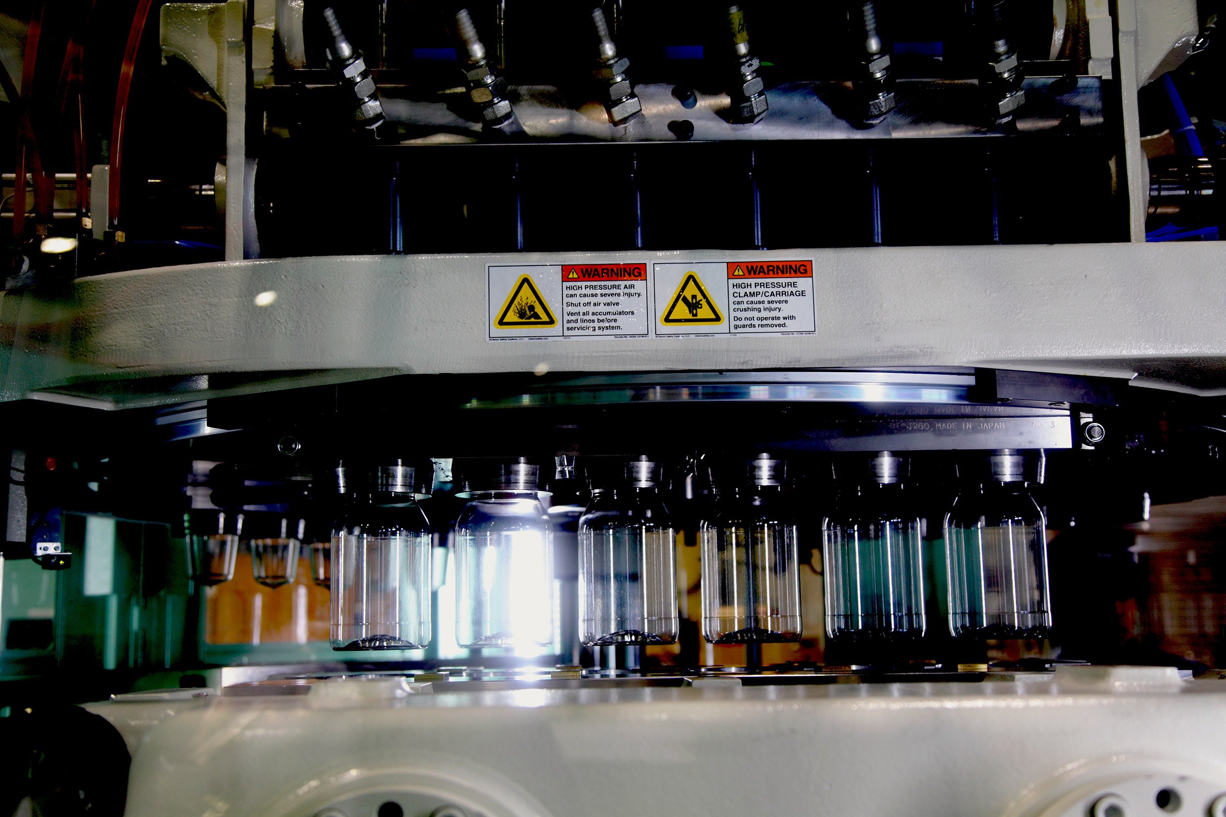 Aoki Technical Laboratory for Plastic Container Molds and Injection ...